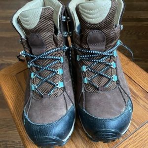 Womens Oboz hiking boots